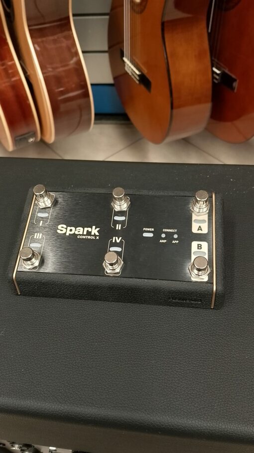 POSITIVE GRID SPARK CONTROL X - USATO