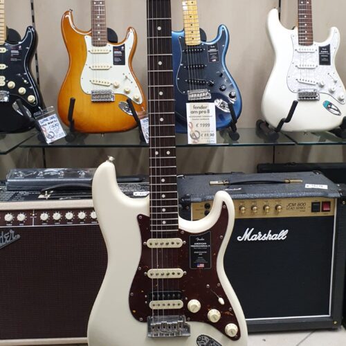 FENDER AMERICAN PRO II STRATOCASTER RW OW - USATO